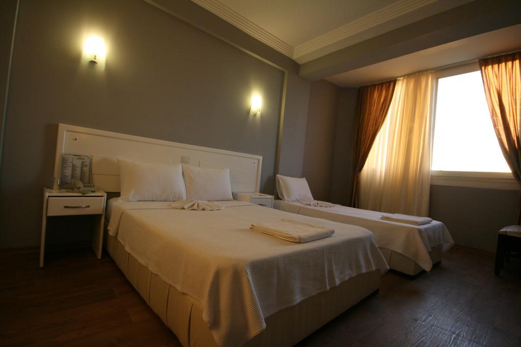 Adrian Beach Hotel Fethiye Extérieur photo