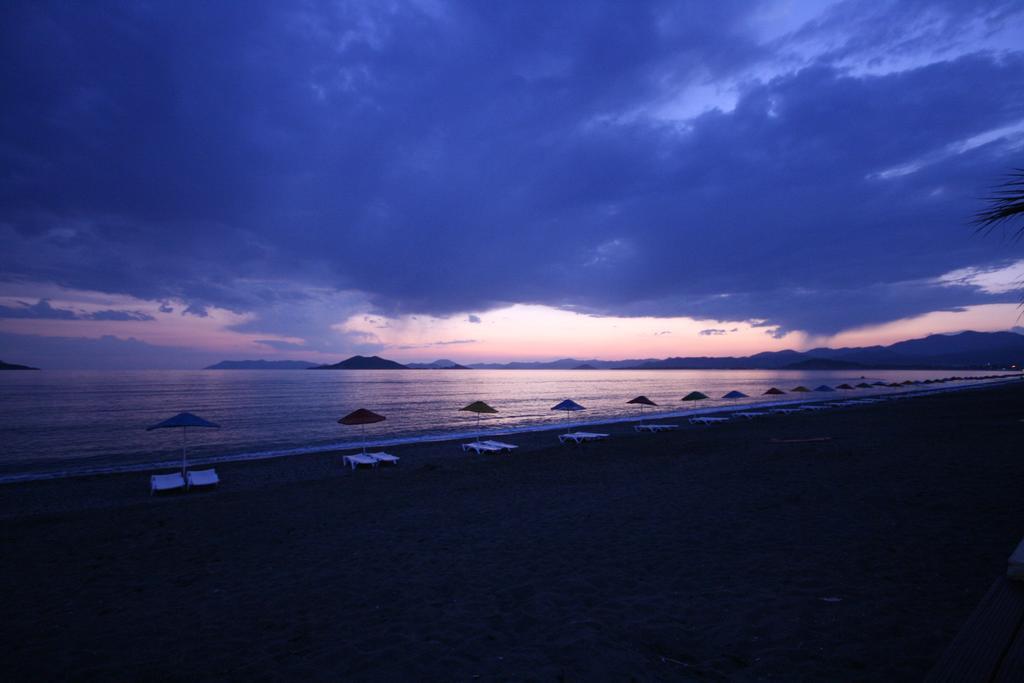 Adrian Beach Hotel Fethiye Extérieur photo